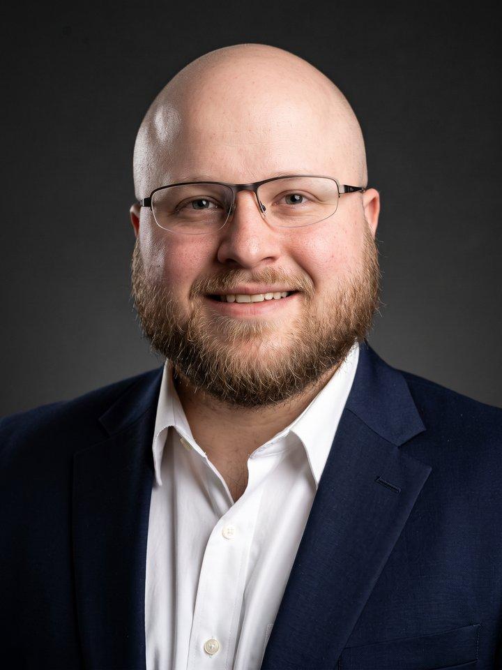 Dane Levi